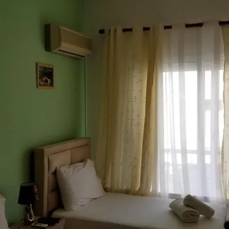 Keli Guest House& Rafting Adventures Guest house Permet